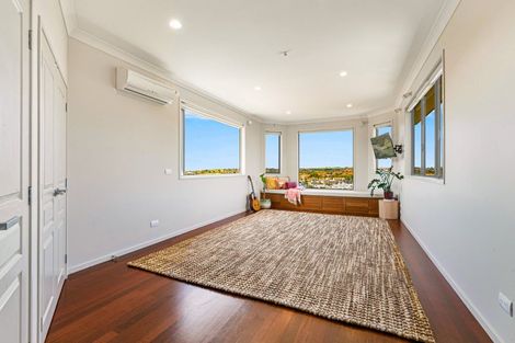 Photo of property in 64 Balboa Drive, Matakatia, Whangaparaoa, 0930