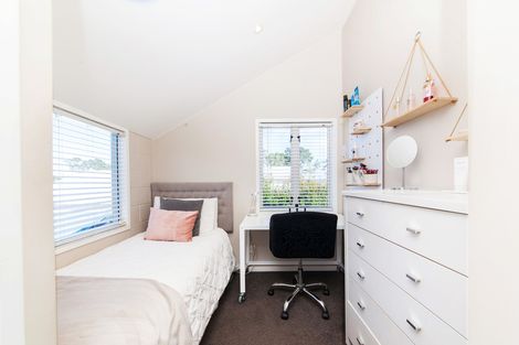Photo of property in 8/46 West View Road, Westmere, Auckland, 1022