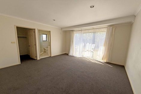 Photo of property in 85 Sandwich Road, St Andrews, Hamilton, 3200