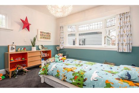 Photo of property in 128 Stapletons Road, Richmond, Christchurch, 8013