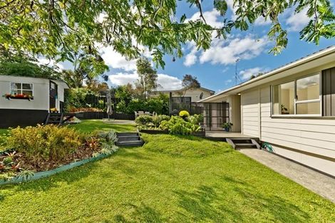 Photo of property in 7 Celina Place, Browns Bay, Auckland, 0630
