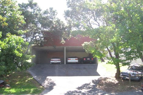 Property details for 4/32 Don Croot Street, Morningside, Auckland, 1021