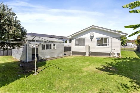 Photo of property in 39 Court Town Close, Mangere, Auckland, 2022