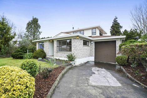 Photo of property in 8 Bellwood Place, Chartwell, Hamilton, 3210