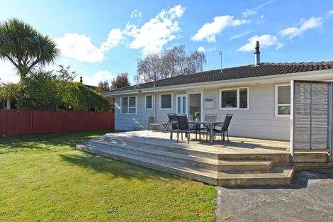 Photo of property in 5 Akron Grove, Totara Park, Upper Hutt, 5018