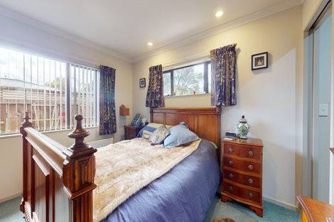 Photo of property in 112 Weraroa Road, Levin, 5510