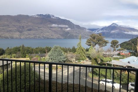 Photo of property in Arno Apartment, 1/8 Mckerrow Place, Sunshine Bay, Queenstown, 9300