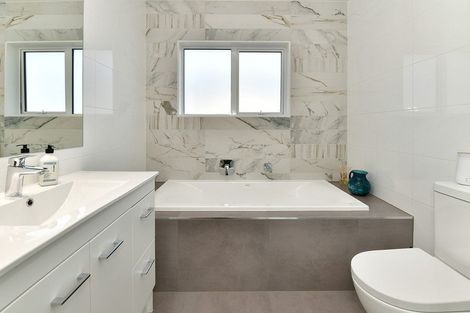 Photo of property in 259 Alec Craig Way, Gulf Harbour, Whangaparaoa, 0930