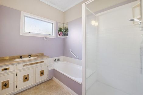 Photo of property in 21 Cordelia Street, Stratford, 4332