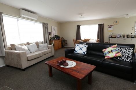 Photo of property in 1/201 Avondale Road, Greenmeadows, Napier, 4112