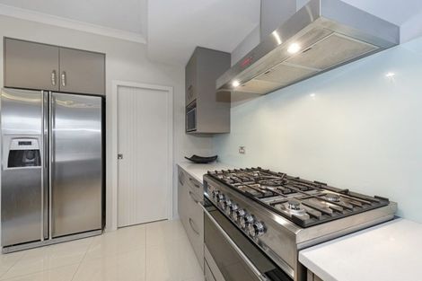 Photo of property in 4 Sutherland Court, Flagstaff, Hamilton, 3210