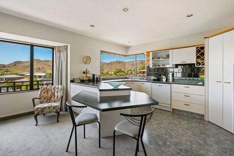 Photo of property in 6 Athenry Road, Bridge Hill, Alexandra, 9320