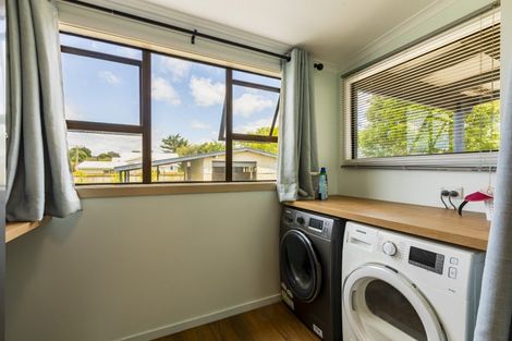 Photo of property in 12 Bell Street, Otane, 4202