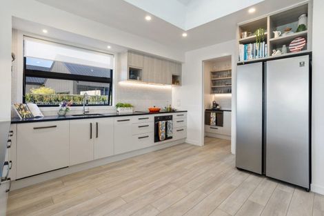 Photo of property in 2 Ngaroma Crescent, Whitianga, 3510