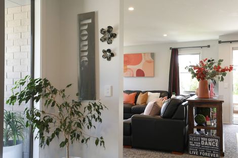 Photo of property in 11 Royal Coachman Drive, Nukuhau, Taupo, 3330