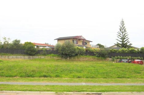 Photo of property in 24 Compass Way, Half Moon Bay, Auckland, 2012