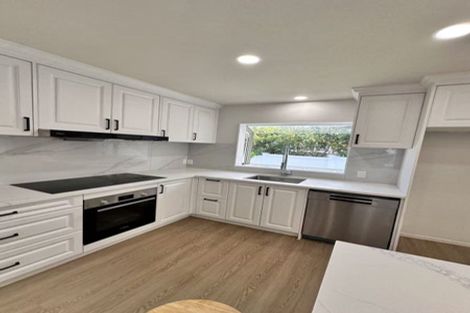 Photo of property in 41a Lynwood Road, New Lynn, Auckland, 0600