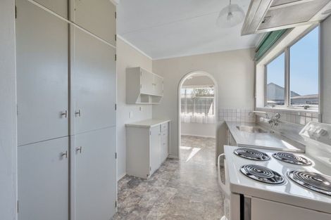 Photo of property in 5 Duckworth Crescent, Greenmeadows, Napier, 4112