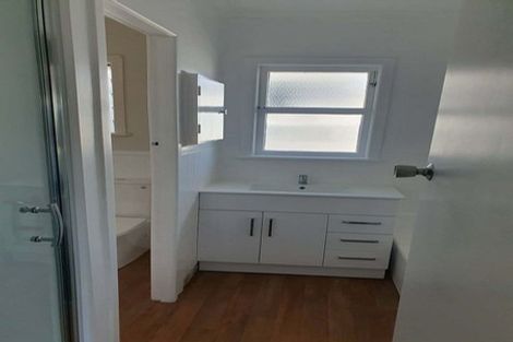 Photo of property in 13 Willoughby Avenue, Howick, Auckland, 2014