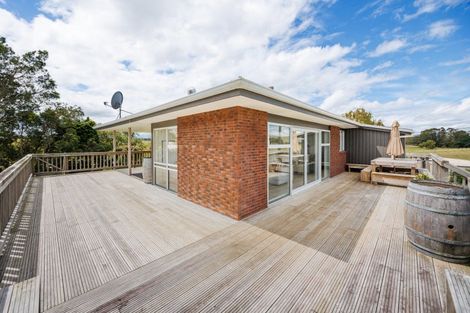 Photo of property in 570 Ashhurst Road, Ashhurst, Palmerston North, 4470