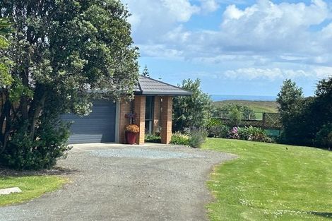 Photo of property in 286 Rehutai Road, Baylys Beach, Dargaville, 0377