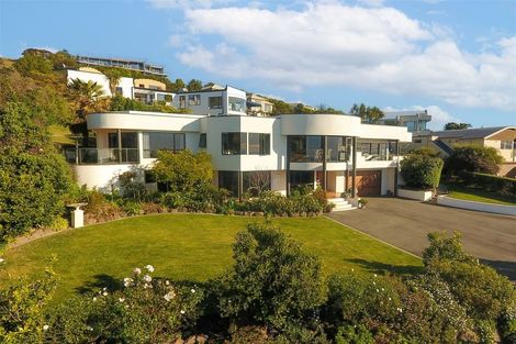 Photo of property in 139 Moncks Spur Road, Redcliffs, Christchurch, 8081