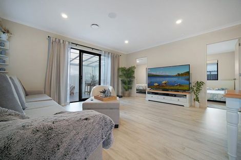 Photo of property in 54 Siren Street, Wainui, 0932