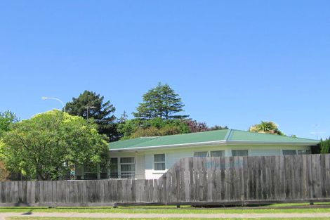 Photo of property in 2 Lytton Road, Riverdale, Gisborne, 4010