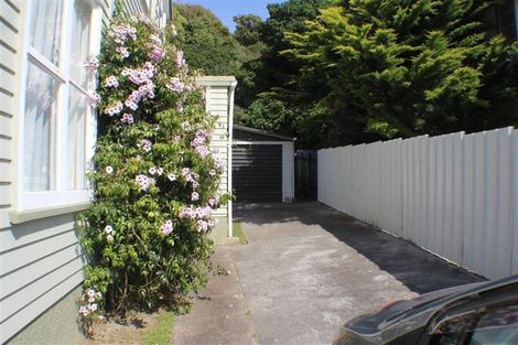 Photo of property in 71 Dimock Street, Titahi Bay, Porirua, 5022