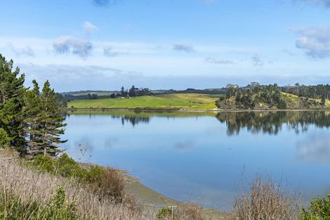 Photo of property in 17 Dem Road, Pahi, Paparoa, 0571