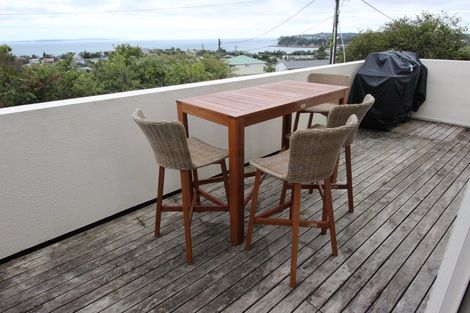 Photo of property in 25a Brightside Road, Stanmore Bay, Whangaparaoa, 0932