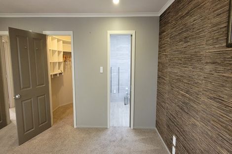 Photo of property in 85c Eliot Street, New Plymouth, 4310