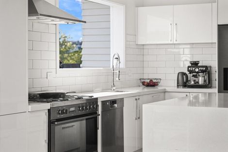 Photo of property in 50 Premier Avenue, Point Chevalier, Auckland, 1022