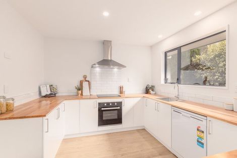 Photo of property in 122a Halswell Junction Road, Halswell, Christchurch, 8025