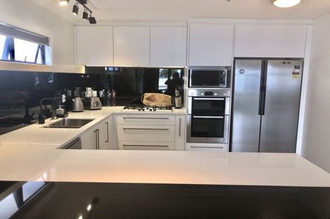 Photo of property in 4/2 Sixth Avenue, Tauranga, 3110