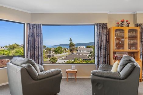 Photo of property in 11 Webber Street, Paraparaumu Beach, Paraparaumu, 5032