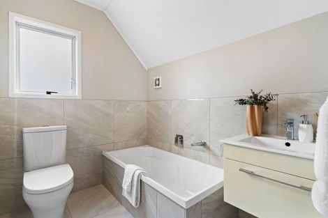 Photo of property in 1/54 De Quincey Terrace, Highland Park, Auckland, 2010