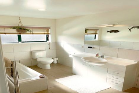 Photo of property in 87 Arabian Drive, Papamoa Beach, Papamoa, 3118