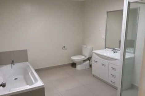 Photo of property in 4 Popokatea Drive, Takanini, 2112