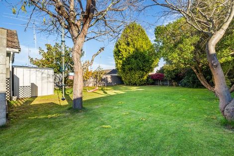 Photo of property in 37 Woodbury Street, Avonhead, Christchurch, 8042