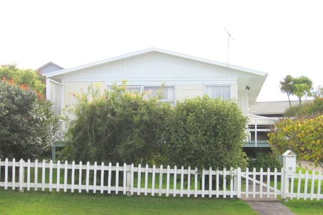 Photo of property in 21 Snells Beach Road, Snells Beach, 0920
