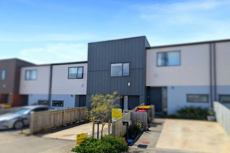 Photo of property in 40 Clay Works Lane, New Lynn, 0600