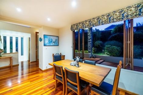 Photo of property in 5 Eastcliffe Road, Castor Bay, Auckland, 0620
