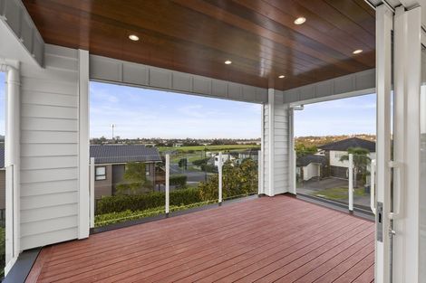 Photo of property in 32 Fennell Crescent, Silverdale, 0932