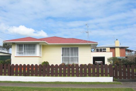 Photo of property in 8 Belair Avenue, Blagdon, New Plymouth, 4310