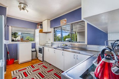 Photo of property in 85 Glengarry Road, Glen Eden, Auckland, 0602