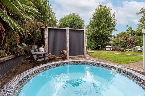 Photo of property in 12 Unsworth Road, Hamurana, Rotorua, 3097