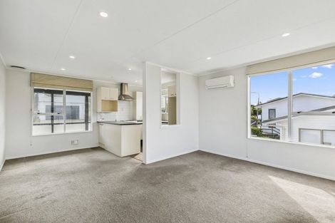 Photo of property in 24a Gurkha Crescent, Khandallah, Wellington, 6035