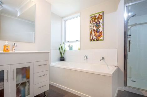 Photo of property in 77 Howick Road, Redwoodtown, Blenheim, 7201