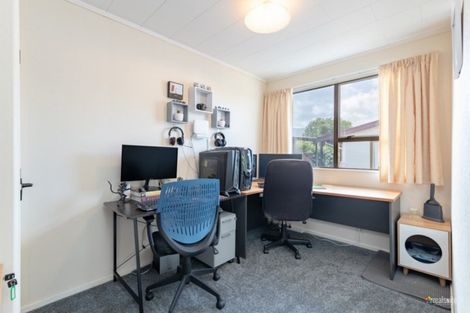 Photo of property in 33b Roband Crescent, Brown Owl, Upper Hutt, 5018